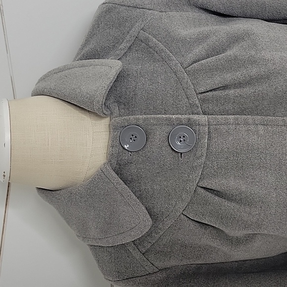 TULLE small baby doll style grey coat - Picture 2 of 7